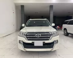 Toyota Land Cruiser 4.6 V8 2020 - Bán Toyota Land Cruiser 4.6 V8, sản xuất 2020 chạy ít, sơn zin cả xe. giá 4 tỷ 20 tr tại Hà Nội