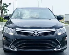 Toyota Camry 2.0E 2017 - Toyota Camry 2.0E 2017 chính chủ xe đẹp đi lướt bảo dưỡng full hãng. giá 635 triệu tại Tp.HCM