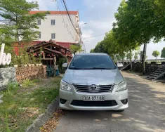 Toyota Innova 2.0E 2014 - Tôi cần bán chiếc xe ô tô Toyota Innova 2.0E màu bạc giá 238 triệu tại Hà Nội