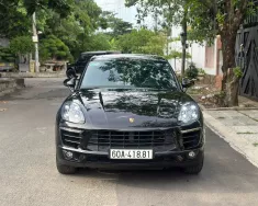 Porsche Macan 2017 - Bán xe Porsche Macan 2017, màu đen nội thất đỏ, chất lượng tốt giá 1 tỷ 750 tr tại Hà Nội