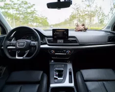 Audi Q5 2018 - Bán ô tô Audi Q5 2018, màu trắng , nhập khẩu cắt lỗ giá 1 tỷ 250 tr tại Hà Nội