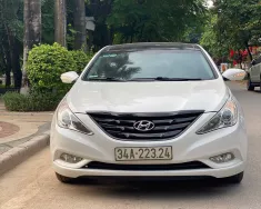 Hyundai Sonata 2010 - Em cần nhượng lại chiếc xe Hyundai Sonata Y20 , đăng ký lần đầu 31/12/2010 giá 290 triệu tại Hà Nội