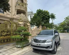 Toyota Fortuner 2014 - Hà Nội, Vinsmart Tây Mỗ, bán Toyota Fortuner V 2.7, 15V km, số tự động, Xăng 1 cầu, màu bạc, 2014. giá 415 triệu tại Hà Nội