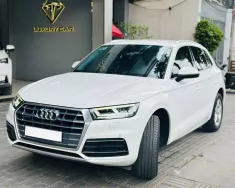 Audi Q5 Quattro 2018 -  Cần bán xe Audi Q5 Quattro 2018, màu trắng giá 1 tỷ 250 tr tại Hà Nội