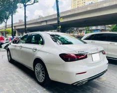 Mercedes-Benz E200 Exclusive 2021 -  Cần bán xe Mercedes Exclusive 2021, màu trắng giá 1 tỷ 499 tr tại Hà Nội