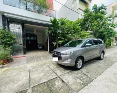 Toyota Innova 2.0E 2020 - Tôi cần bán chiếc xe ô tô Toyota Innova 2.0E 2020 màu vàng đồng giá 445 triệu tại Hà Nội