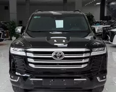 Toyota Land Cruiser LC300 2023 - Bán Land Cruiser LC300 VXR Trung Đông sản xuất 2023. giá 4 tỷ 880 tr tại Hà Nội