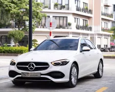 Mercedes-Benz C200 Avantgarde 2025 - Tiết kiệm hơn vài trăm triệu so với mua mới. Lướt 5000 km  giá 1 tỷ 459 tr tại Hà Nội