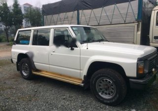Nissan Patrol 2.0L 4x4MT 1997 - Cần bán gấp Nissan Patrol 2.0L 4x4MT đời 1997, màu trắng, xe nhập, 150 triệu