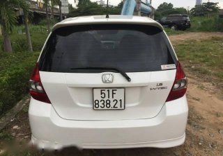 Honda FIT 2006 - Bán xe Honda FIT đời 2006, màu trắng, xe nhập chính chủ giá cạnh tranh