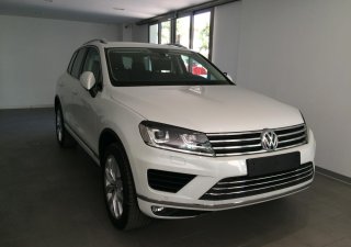 Volkswagen Toquareg 2016 - Touareg 2016 - sang trọng - LH Quang Long 0933689294