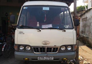 Kia Combi 2003 - Cần bán Kia Combi đời 2003, màu kem (be), nhập khẩu chính hãng