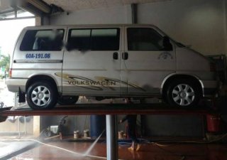 Volkswagen Multivan 1995 - Bán xe Volkswagen Multivan đời 1995, màu bạc, nhập khẩu, giá tốt