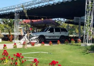 Ssangyong Musso 2002 - Gia đình bán Ssangyong Musso đời 2002, màu trắng, nhập khẩu còn mới, 185tr