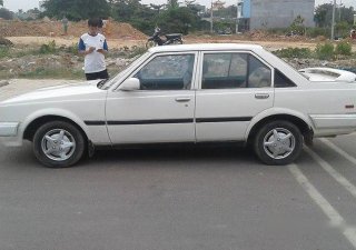 Toyota Caldina 1984 - Cần bán xe cũ Toyota Caldina 1984, màu trắng 