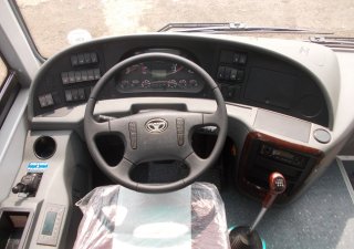 Daewoo Doosan 2017 - Xe động cơ Doosan Daewoo 47 ghế, trang bị AM/FM, DVD, màn hình LCD 32 inch