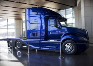 Xe tải 10000kg 2012 - Xe đầu kéo Mỹ 2012, giá rẻ, xe đầu kéo international 2012