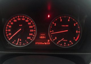 BMW 323i 2009 - Bán ô tô BMW 323i đời 2009 màu trắng, giá chỉ 555 triệu, xe nhập