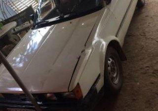 Toyota Carina 1982 - Cần bán lại xe Toyota Carina đời 1982, màu trắng giá cạnh tranh