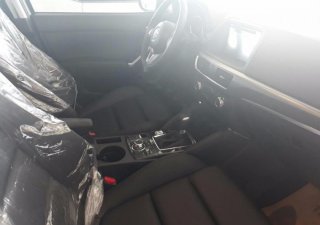 Mazda CX 5 2.5AT 2WD 2017 - Cần bán Mazda CX 5 2.5AT 2WD đời 2017, màu vàng 
