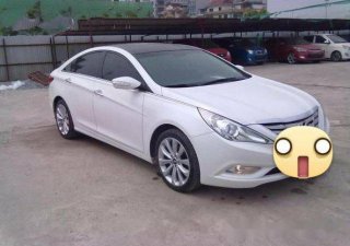 Hyundai Sonata  MT 2010 - Bán xe Hyundai Sonata MT đời 2010, màu trắng  