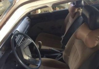Toyota Carina 1982 - Cần bán lại xe Toyota Carina đời 1982, màu trắng giá cạnh tranh