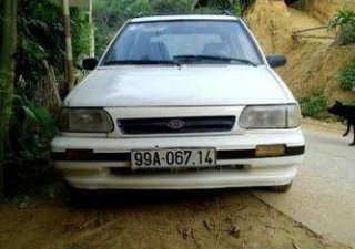 Kia Pride 2004 - Cần bán xe Kia Pride đời 2004, màu trắng đã đi 180000 km