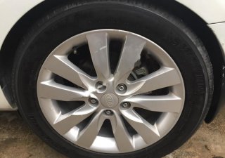 Kia Forte EX 2012 - Cần bán xe Kia Forte EX đời 2012, màu trắng, số tự động, giá tốt