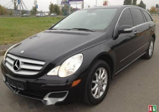 Mercedes-Benz R class  R350 2010 - Bán ô tô Mercedes R350 sản xuất 2010, dung tích động cơ 3.5L