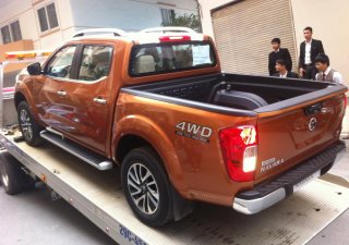 Nissan Navara  NP300 2015 - Bán ô tô Nissan Navara NP300, nhập khẩu nguyên chiếc
