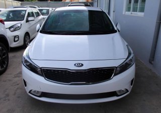 Kia Cerato 2017 - Cần bán xe Kia Cerato 2018, màu trắng, giá 530 triệu, ngân hàng hỗ trợ 80% giá trị xe