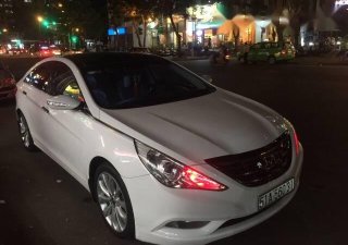 Hyundai Sonata AT 2010 - Bán Hyundai Sonata AT đời 2010 chính chủ giá cạnh tranh