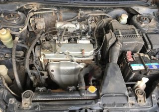 Mitsubishi Lancer 2004 - Cần bán xe Mitsubishi Lancer sản xuất 2004, màu đen, nhập khẩu nguyên chiếc, 260tr
