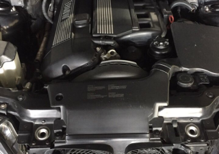 BMW 323i 2005 - Bán ô tô BMW 323i đời 2005, màu đen giá cạnh tranh