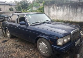 Mercedes-Benz E class 1981 - Cần bán Mercedes đời 1981, nhập khẩu, 30 triệu