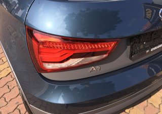 Audi A1 Sportback TFSI 2018 - Bán Audi A1 Sportback TFSI 2018, màu độc nhất