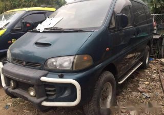 Mitsubishi Delica 1995 - Cần bán lại xe Mitsubishi Delica đời 1995, màu xanh lam
