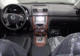 Ssangyong Rexton II 2016 - Bán ô tô Ssangyong Rexton II đời 2016, màu đen, xe nhập