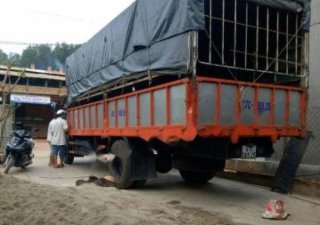 Xe tải 1,5 tấn - dưới 2,5 tấn Thaco 2010 - Cần bán xe 2.4 tấn Thaco đời 2010, màu xanh lục giá cạnh tranh