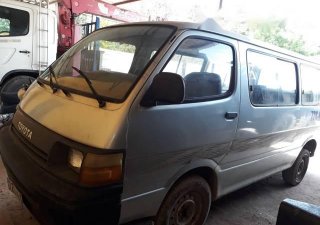 Toyota Hiace 1992 - Bán ô tô Toyota Hiace đời 1992, màu xanh