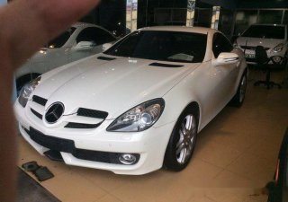 Mercedes-Benz SLK class 200 2010 - Cần bán Mercedes SLK 200 đời 2010, màu trắng đã đi 10000 km