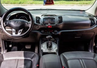 Kia Sportage Limited 2010 - Cần bán xe Kia Sportage Limited 2010, màu đen, xe nhập