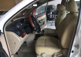 Daewoo Gentra 1.5MT 2017 - Bán xe Daewoo Gentra 1.5MT sản xuất 2017, màu trắng, 215tr
