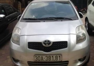 Toyota Yaris Verso 2007 - Bán Toyota Yaris Verso đời 2007, màu bạc, nhập khẩu
