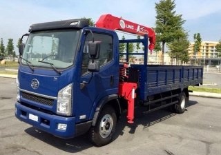 Xe chuyên dùng Xe cẩu 2017 - Bán xe cẩu FAW 5.7 tấn gắn cẩu Unic 3 tấn 4 khúc 