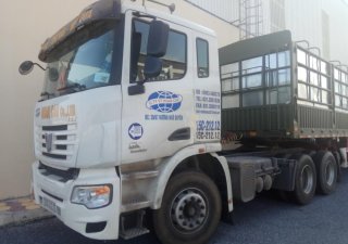 Xe tải 1000kg 2016 - Bán xe đầu kéo cũ 8.8 tấn đời 2016 và romooc đời 2016