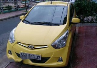 Hyundai Eon MT 2012 - Bán Hyundai Eon MT đời 2012, màu vàng, giá chỉ 230 triệu