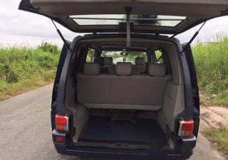 Volkswagen Transporter Shuttle 1995 - Cần bán lại xe Volkswagen Transporter Shuttle đời 1995 ít sử dụng, 179tr