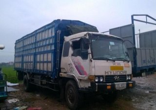 Hyundai HD 1997 - Cần bán Hyundai HD đời 1997, màu trắng, xe nhập