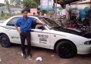 Mitsubishi Galant   1993 - Cần bán lại xe Mitsubishi Galant đời 1993, màu trắng, giá 140tr